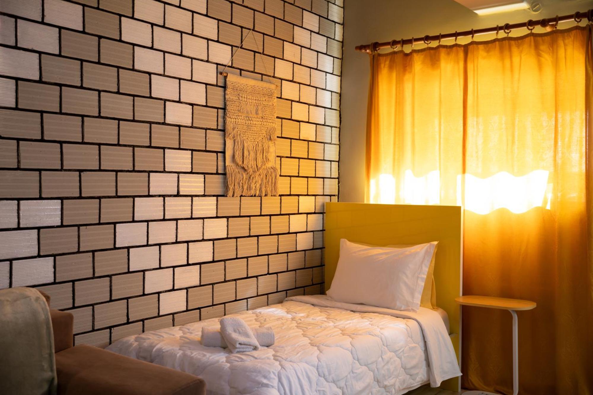 Jonian Boutique Hotel Sarandë Esterno foto