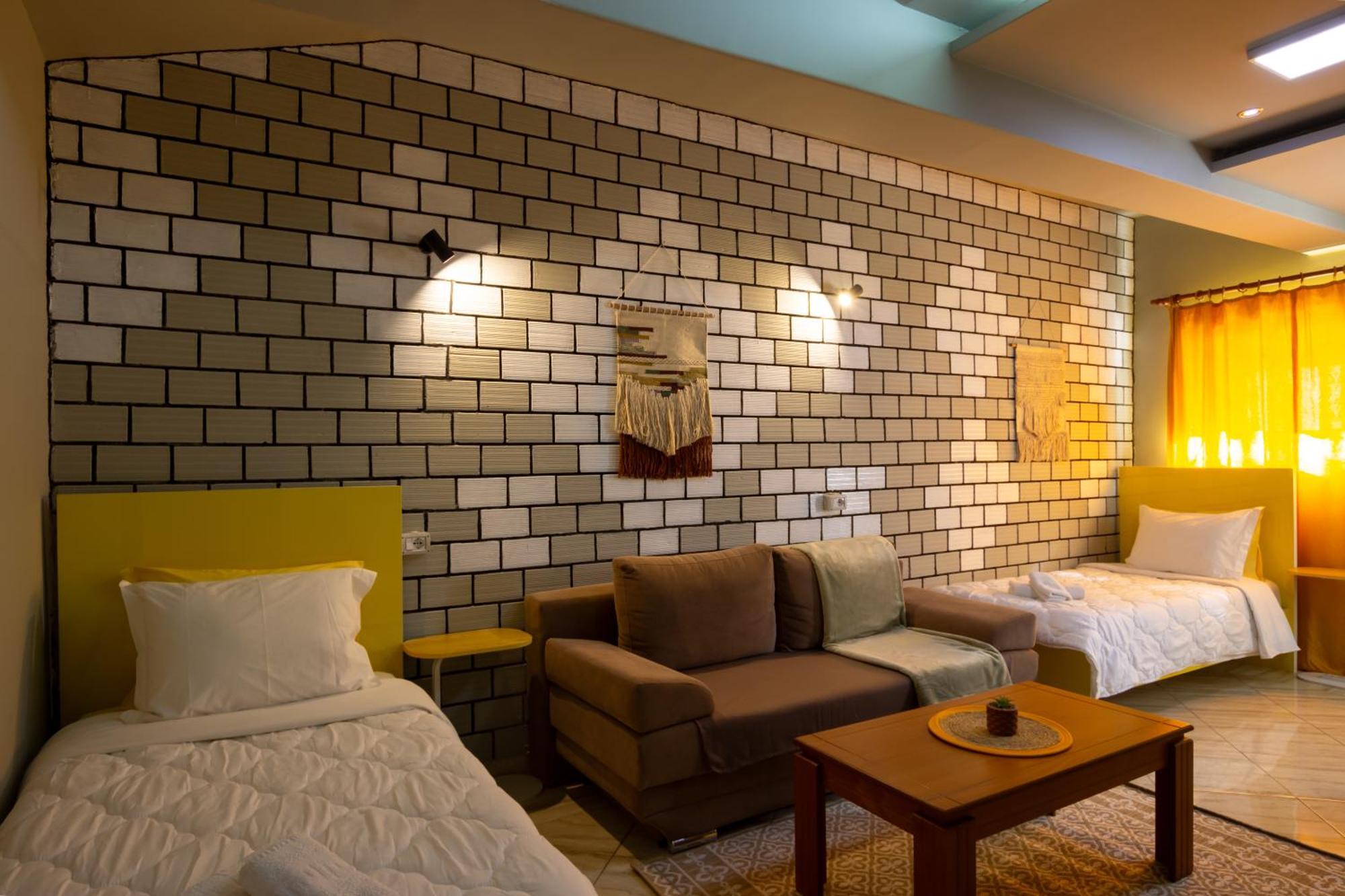 Jonian Boutique Hotel Sarandë Esterno foto