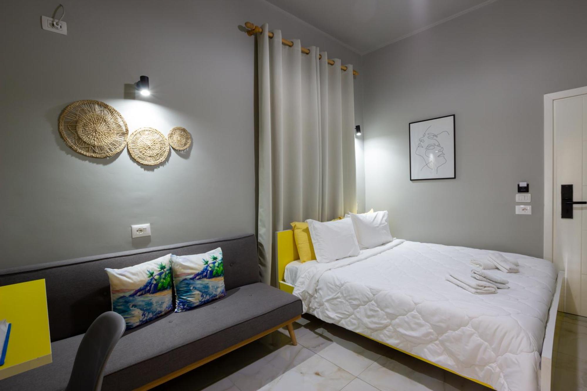 Jonian Boutique Hotel Sarandë Esterno foto