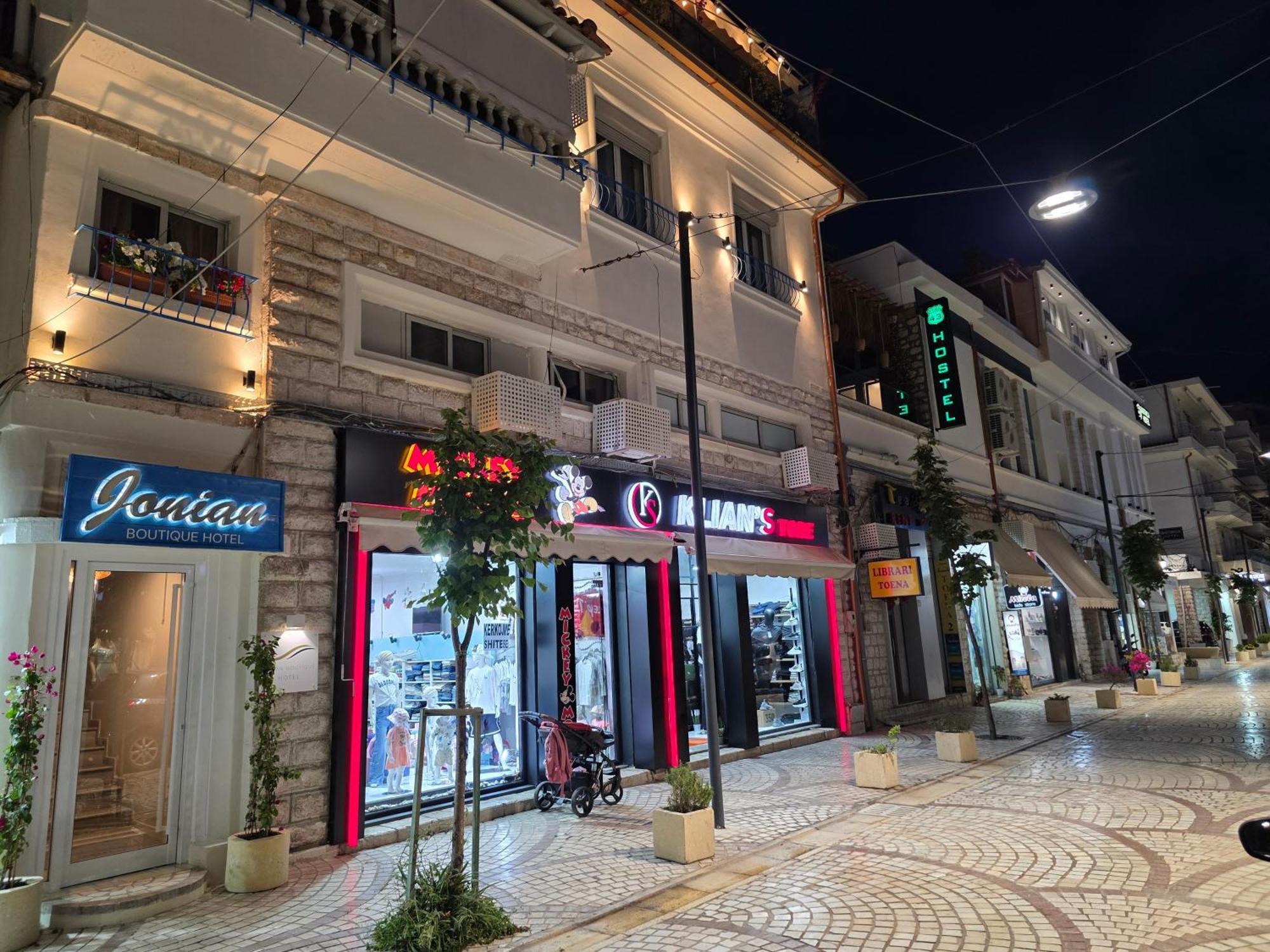 Jonian Boutique Hotel Sarandë Esterno foto